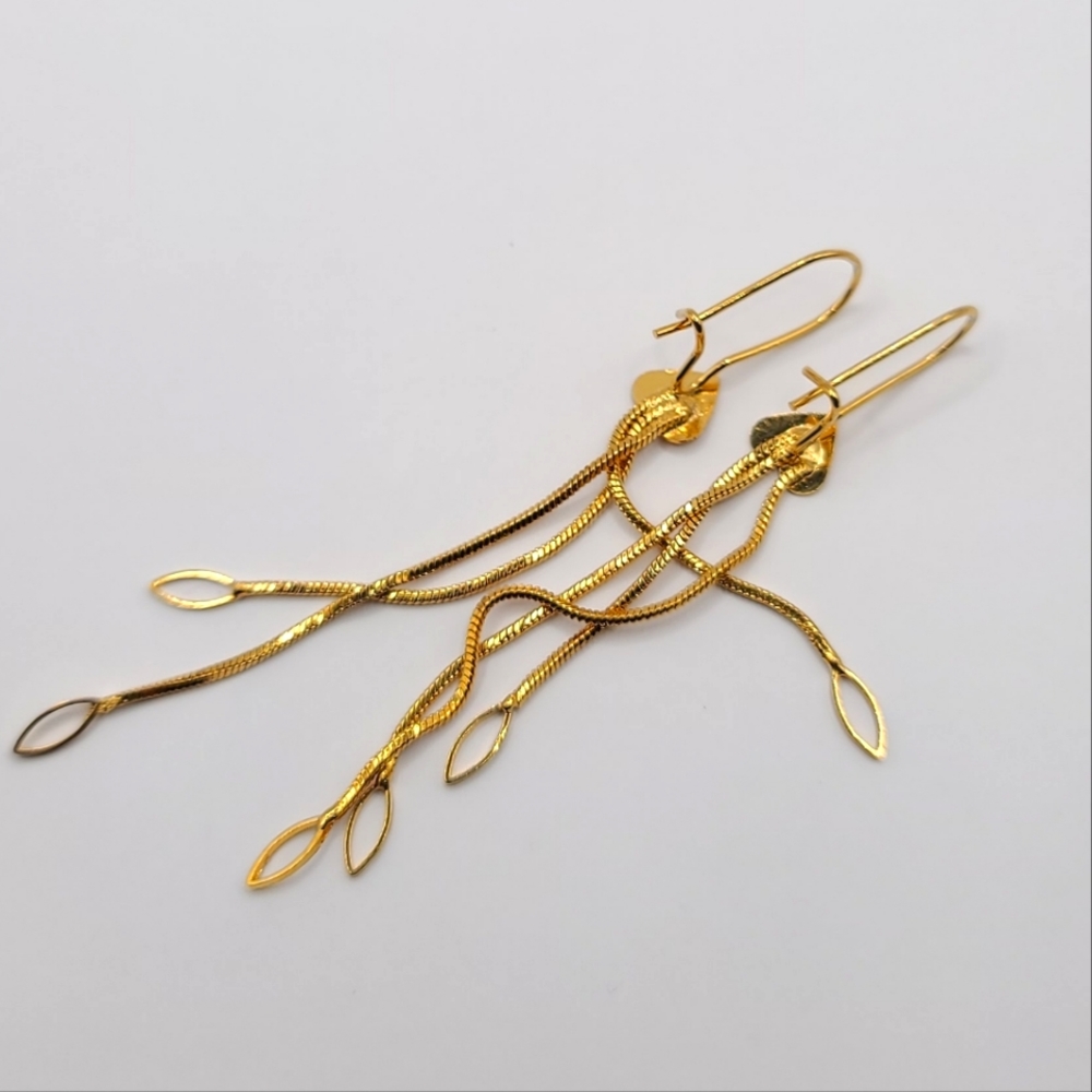 Luxurious Gold color earrings